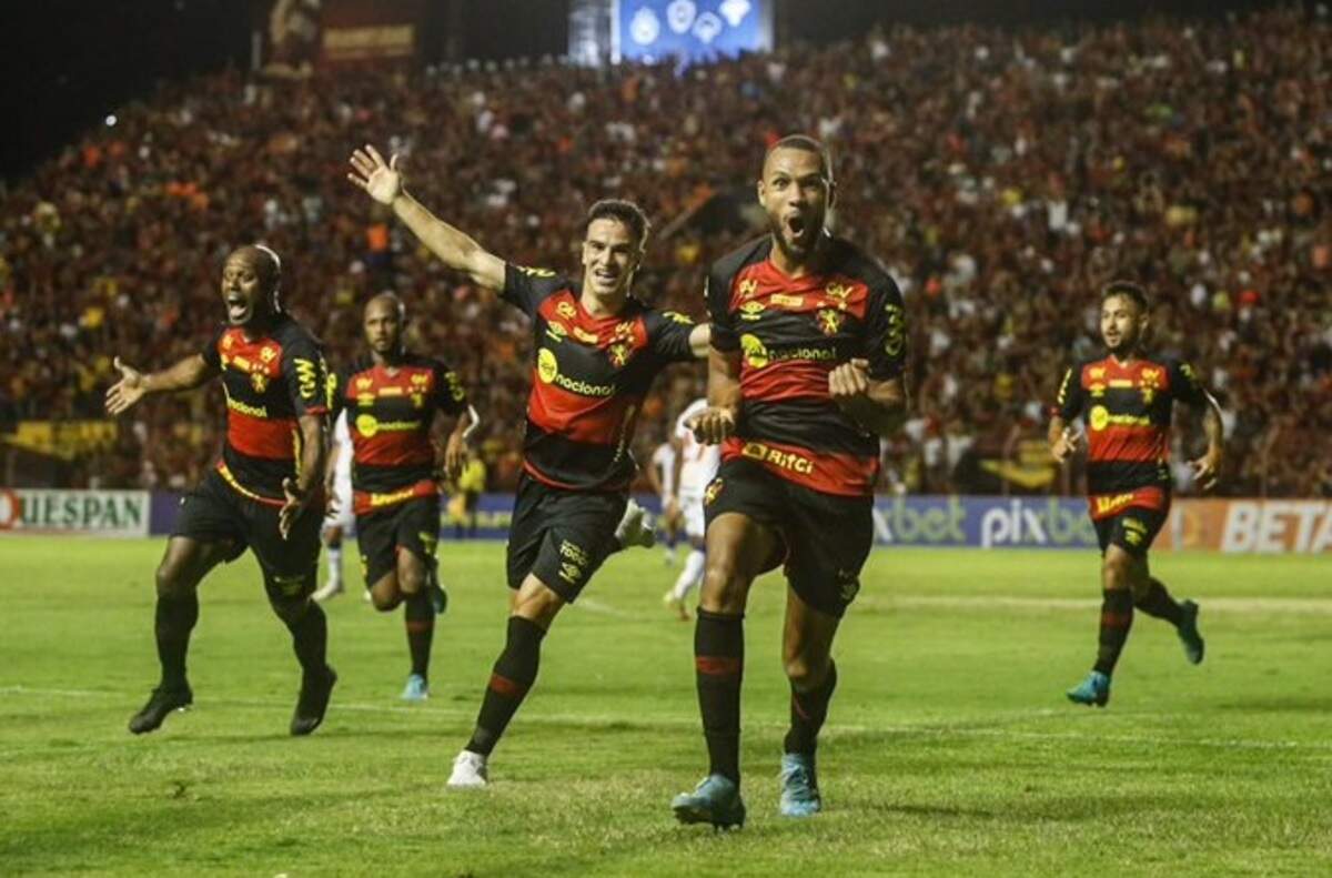 Sport ganha do Bahia no Recife e encosta no Vasco na briga pelo G-4 da Série B