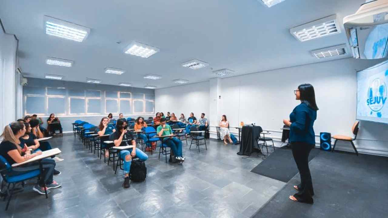 Bairro Moreninha III recebe diversos cursos de qualificação gratuitos