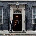 Primeira-ministra do Reino Unido renuncia após 45 dias de governo