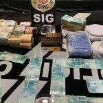 Traficantes são presos em casa de classe média de Nova Andradina com drogas e R$ 130 mil