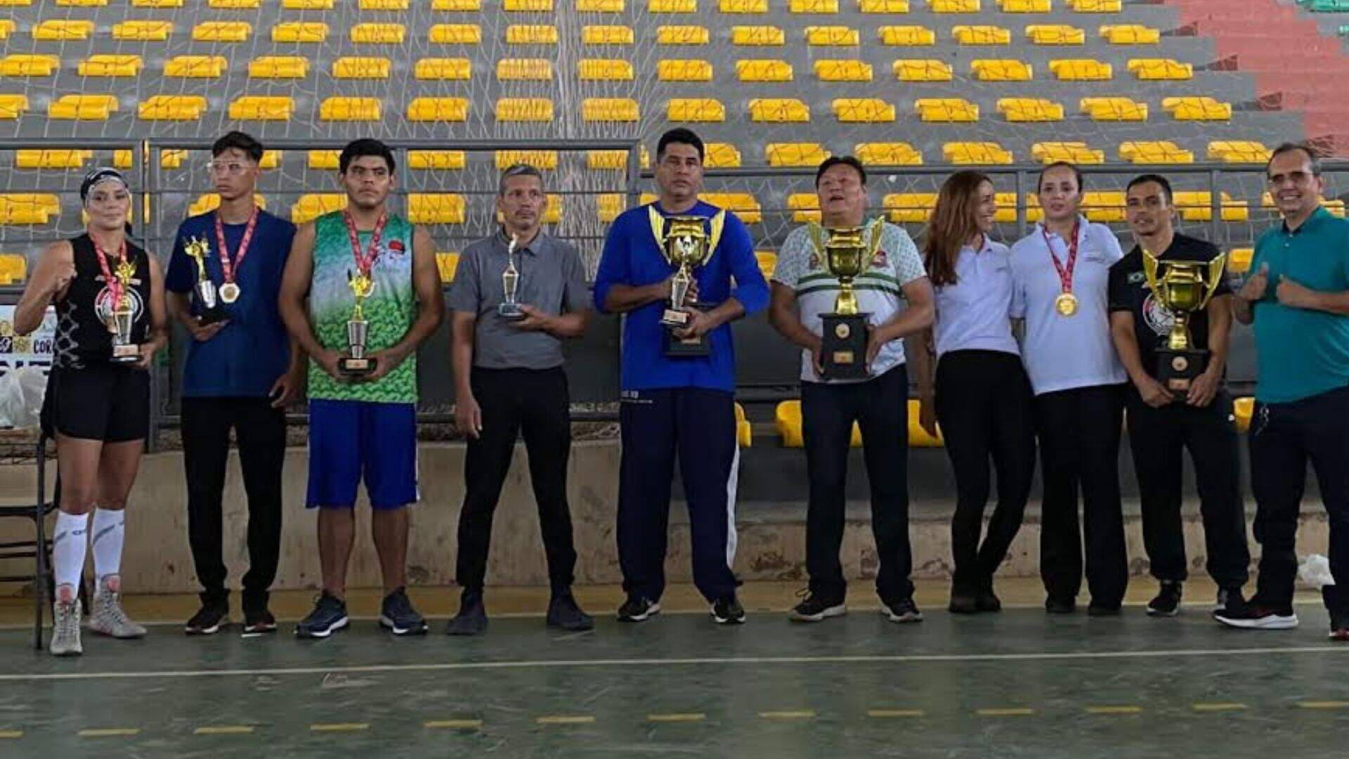 Equipe boliviana supera MS e se torna campeã do Campeonato Estadual de Boxe com 8 medalhas