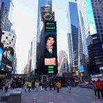 Pocah tem música divulgada na Times Square e celebra: “sonho realizado”