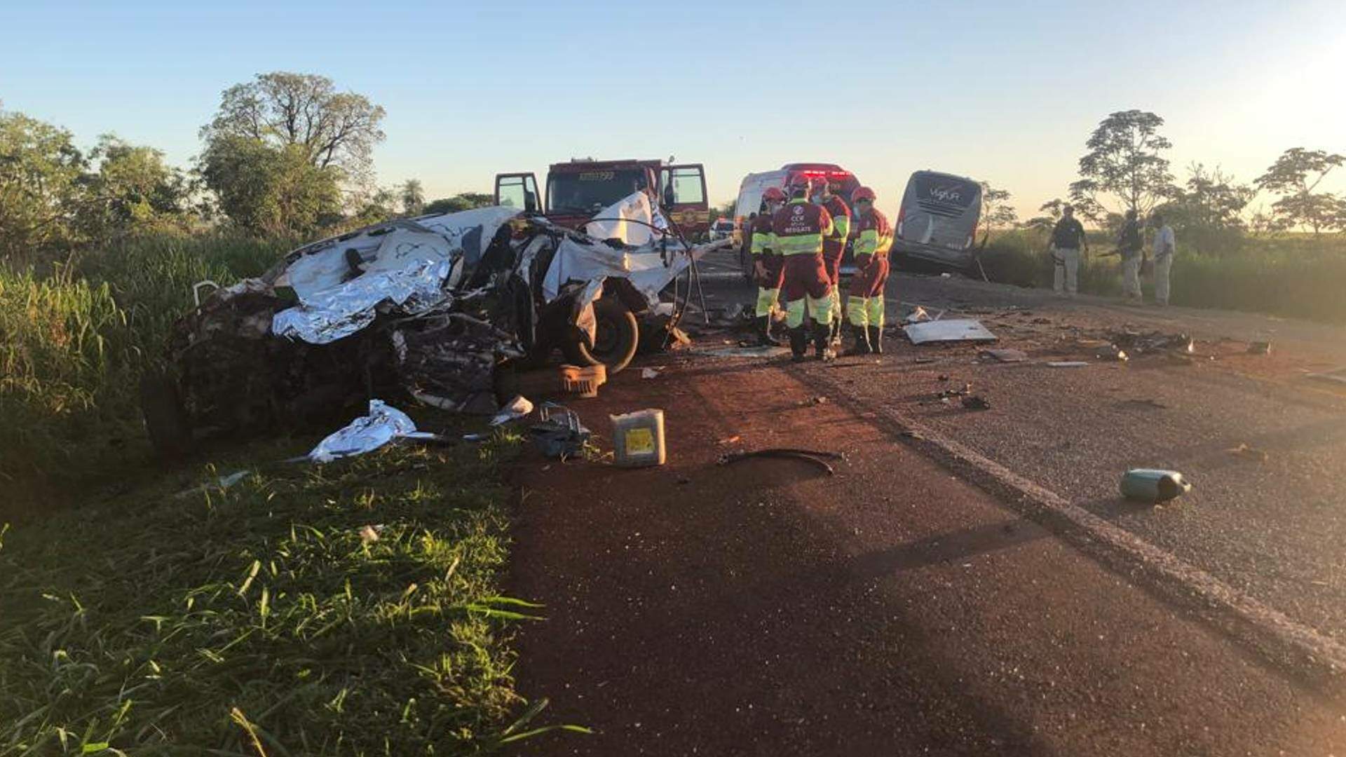 Veja quem são as vítimas do acidente entre caminhonete e duas carretas na  BR-163 em MT - Primeira Hora