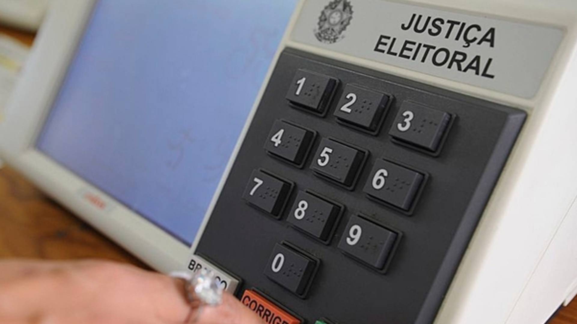Mais oito urnas eletrônicas precisaram ser trocadas em MS e total chega a 21