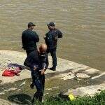 Bombeiros fazem busca por adolescente de 14 anos que desapareceu em rio