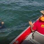 Corpo de jovem que desapareceu após barco afundar em rio de MS é encontrado a 30 metros