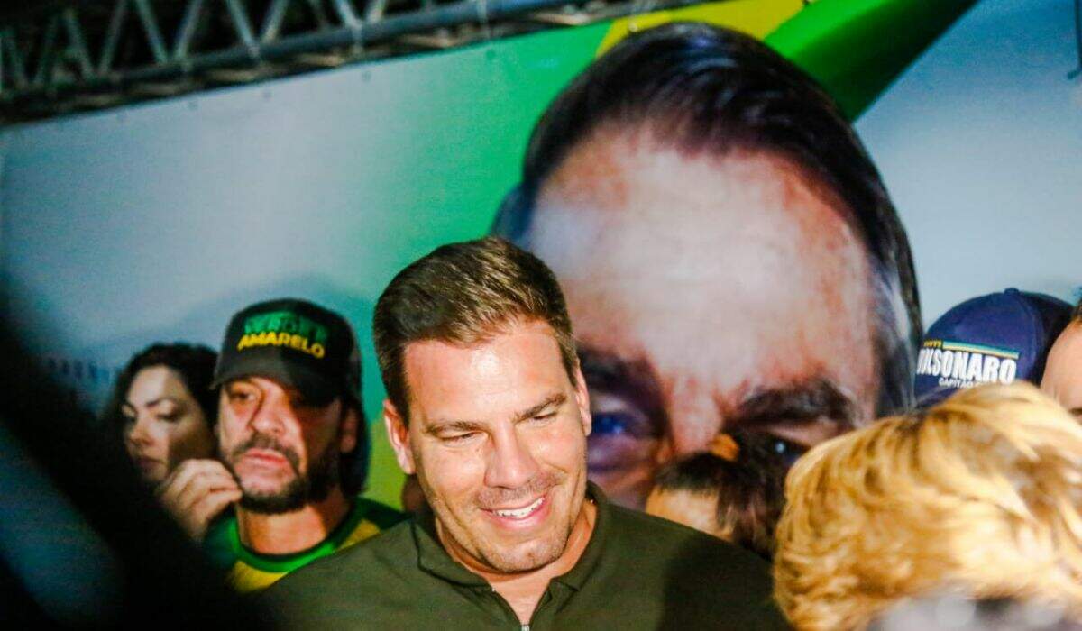 Em primeiro na disputa do 2º turno, Contar diz que apoio de Bolsonaro foi ‘fundamental’