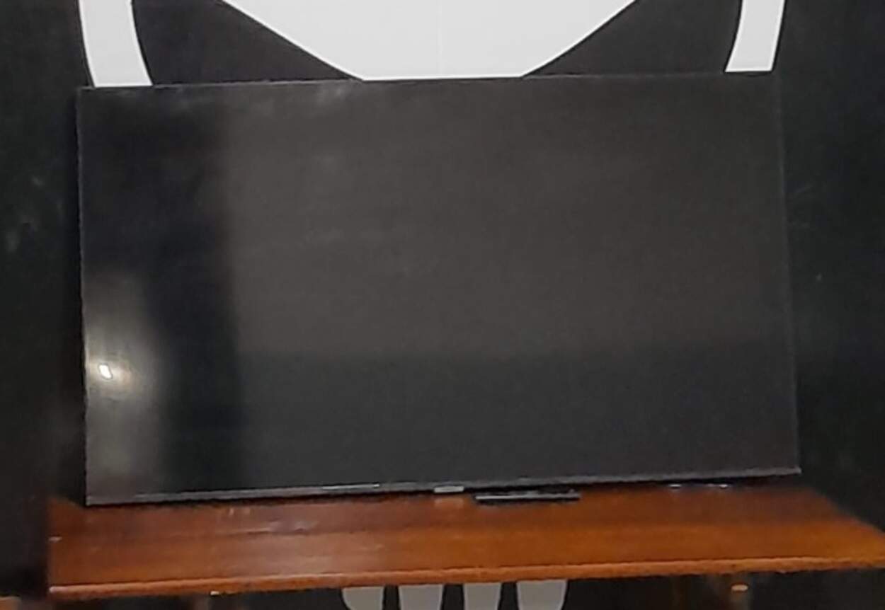 Funcionário público é preso por furtar Smart TV do Ceinf de onde trabalha