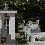 Famílias de sepultados em cemitérios de Campo Grande têm 60 dias para regularizar jazigos