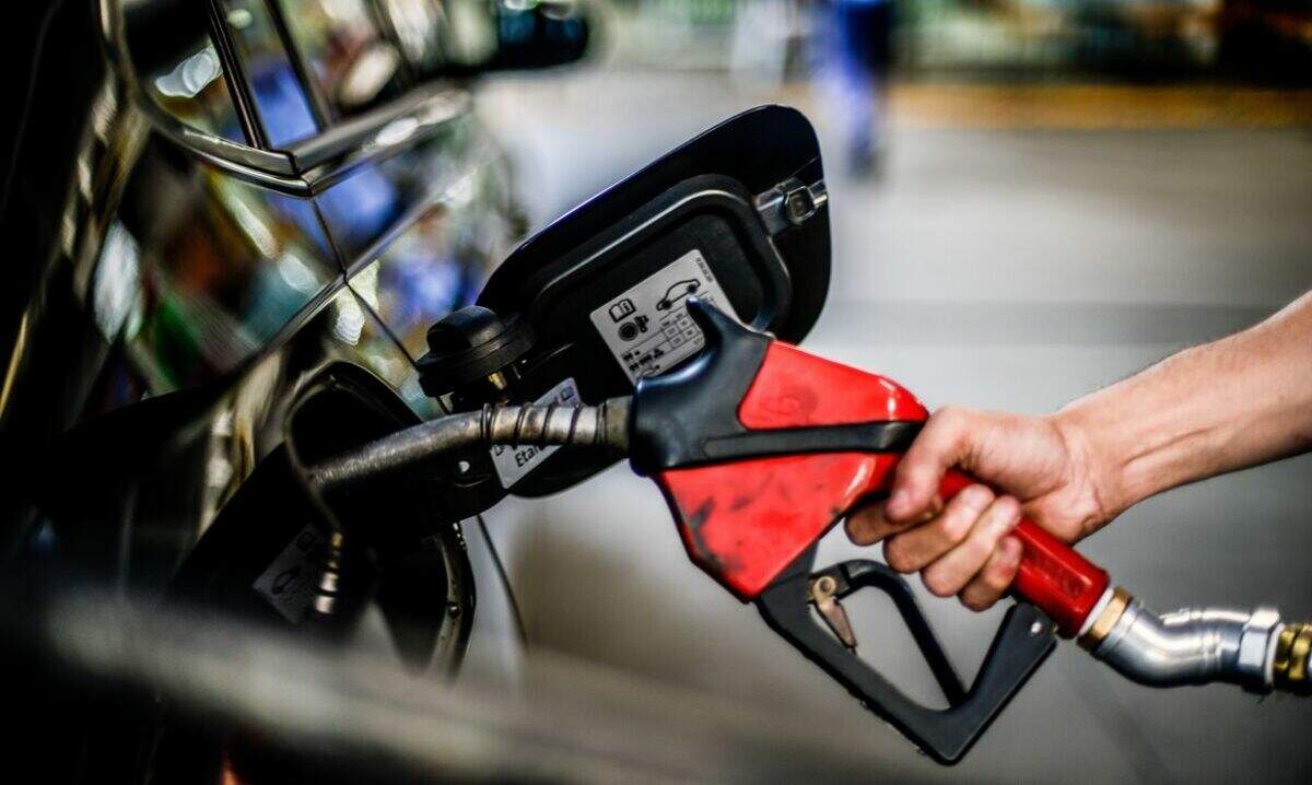 ANP: preço médio gasolina nas bombas cai 0,4%, a R$ 4,79