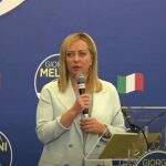Giorgia Meloni critica UE, mas afirma que permanecerá ‘fiel’ aos acordos do bloco