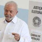 Lula vota em São Bernardo e afirma: ‘hoje é o dia mais importante da minha vida’