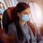 Após 3 meses, Anvisa decide que uso de máscaras volta a ser obrigatório em aeroportos e aviões no Brasil 