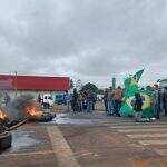 AGORA: Confronto em bloqueio na BR-163 tem bala de borracha e gás lacrimogêneo