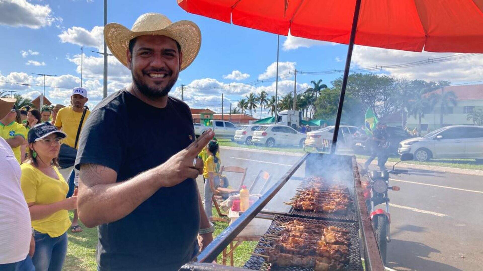 vendedor manifestação espetinho