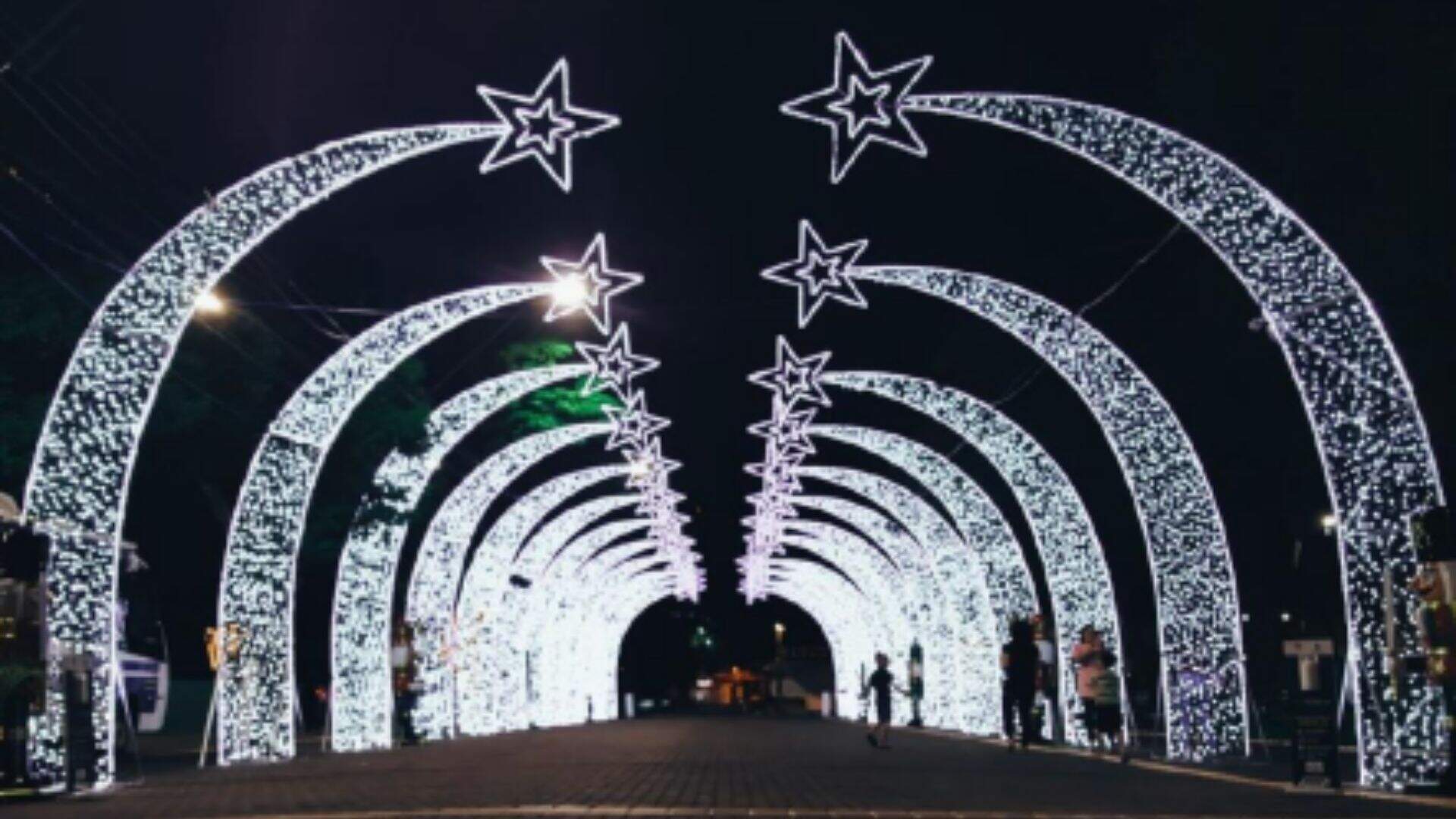 Com contrato de R$ 2,4 milhões, luzes de Natal serão acesas dia 1º de dezembro na Capital