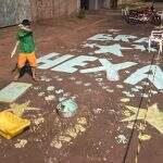 VÍDEO: Animados com a Copa, meninos decoram rua em Campo Grande e torcem pelo Hexa