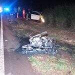Motociclista morre ao ser lançado em colisão com Saveiro na BR-163