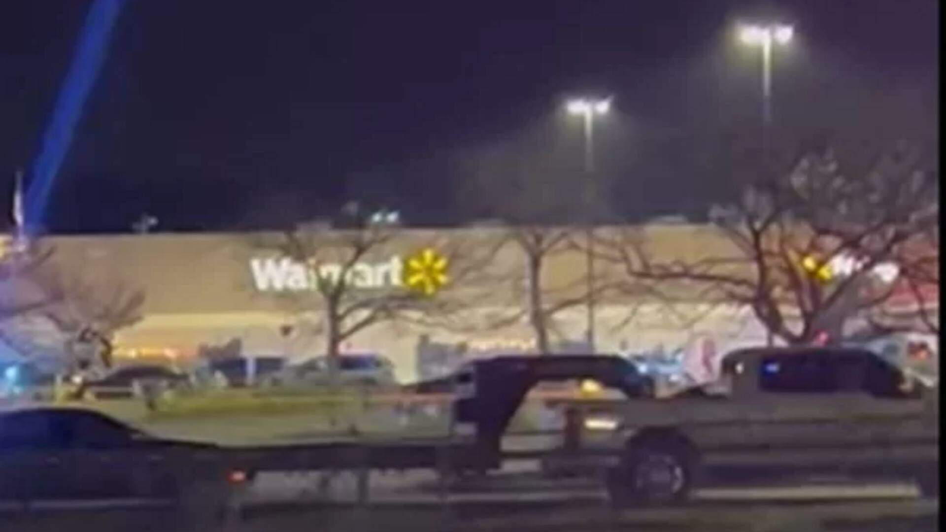 Ataque a tiros deixa mortos e feridos dentro de Walmart nos Estados Unidos