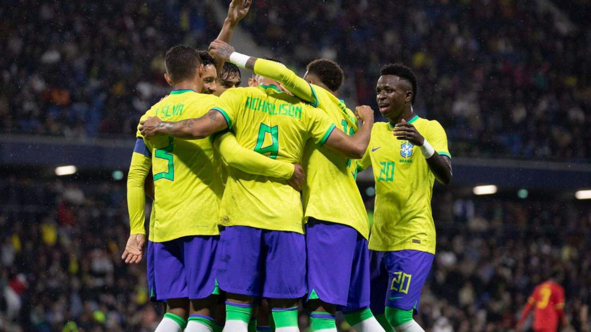 Com chance de classificação, Brasil tenta vencer a Suíça pela primeira vez em uma Copa do Mundo