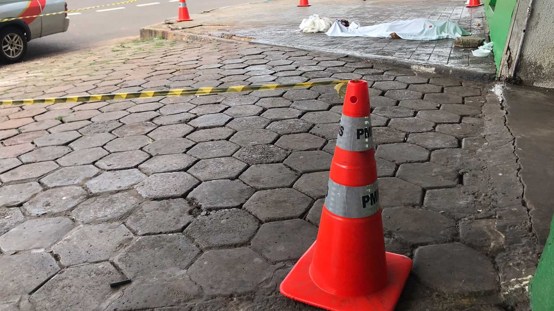 Morador em situação de rua é morto com pedrada na antiga rodoviária de Campo Grande