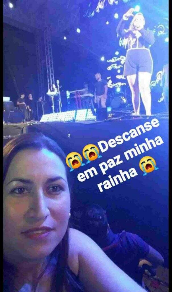 Fabiane conseguiu tirar selfie com Marília em show (Foto: Arquivo Pessoal)
