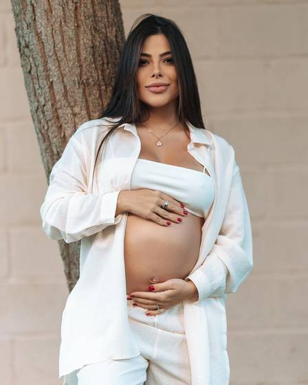 Vitória Schneider está grávida de jogador da seleção brasileira - (Foto: Reprodução/Instagram)