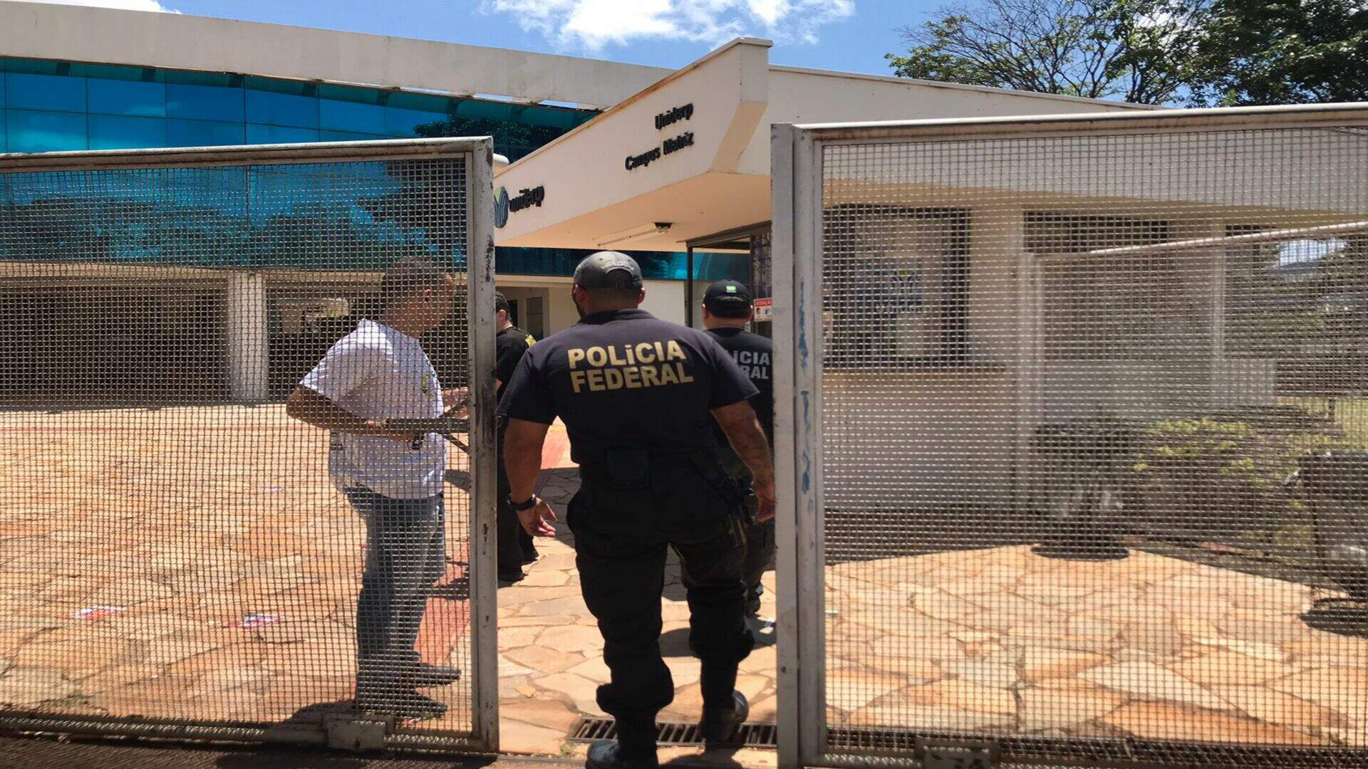 PF cumpre mandados de prisão contra candidatos do Enem em Campo Grande