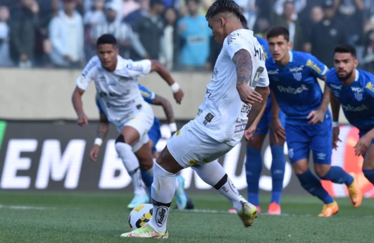 Santos fica só no empate com o Avaí e complica sonho pela vaga na