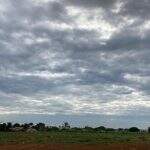 Domingo amanhece nublado em Campo Grande e existe previsão de chuva em todo MS
