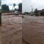 VÍDEO: Em apenas 15 minutos, rua some com tanta água após chuva intensa em Campo Grande