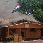Posto policial é incendiado em cidade paraguaia que faz fronteira com Coronel Sapucaia