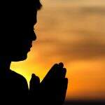 A oração e a importância que ela tem na vida dos seres humanos