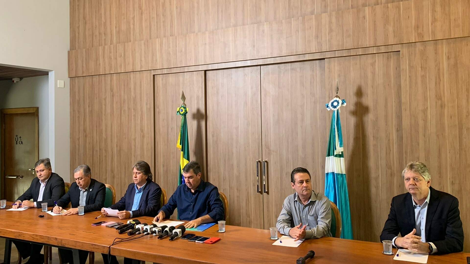 Eduardo Riedel anuncia Videira, Maurício Simões, Caravina, Girão e Verruck no Governo em 2023