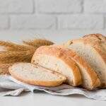 Receita deliciosa de pão caseiro sem ovos: fofinho e econômico