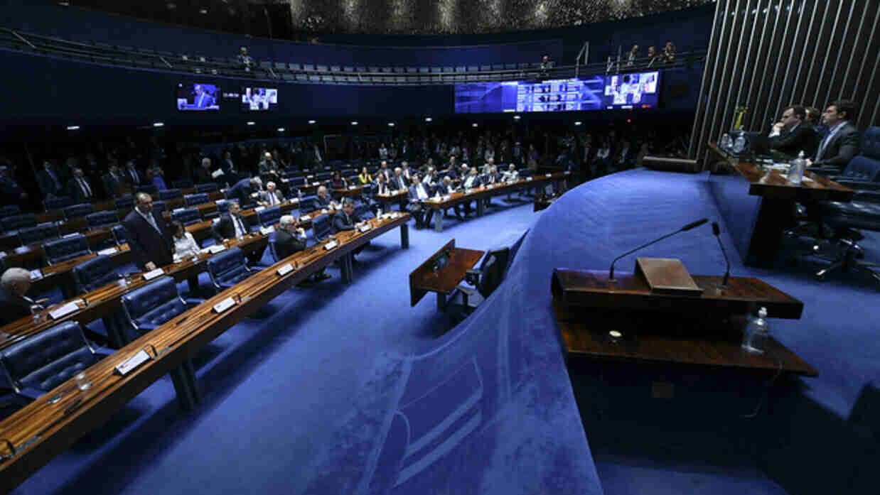 Entre espera e definição, parlamentares de MS articulam voto para presidência do Senado