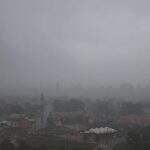 VÍDEO mostra chuva intensa que escureceu céu de Campo Grande