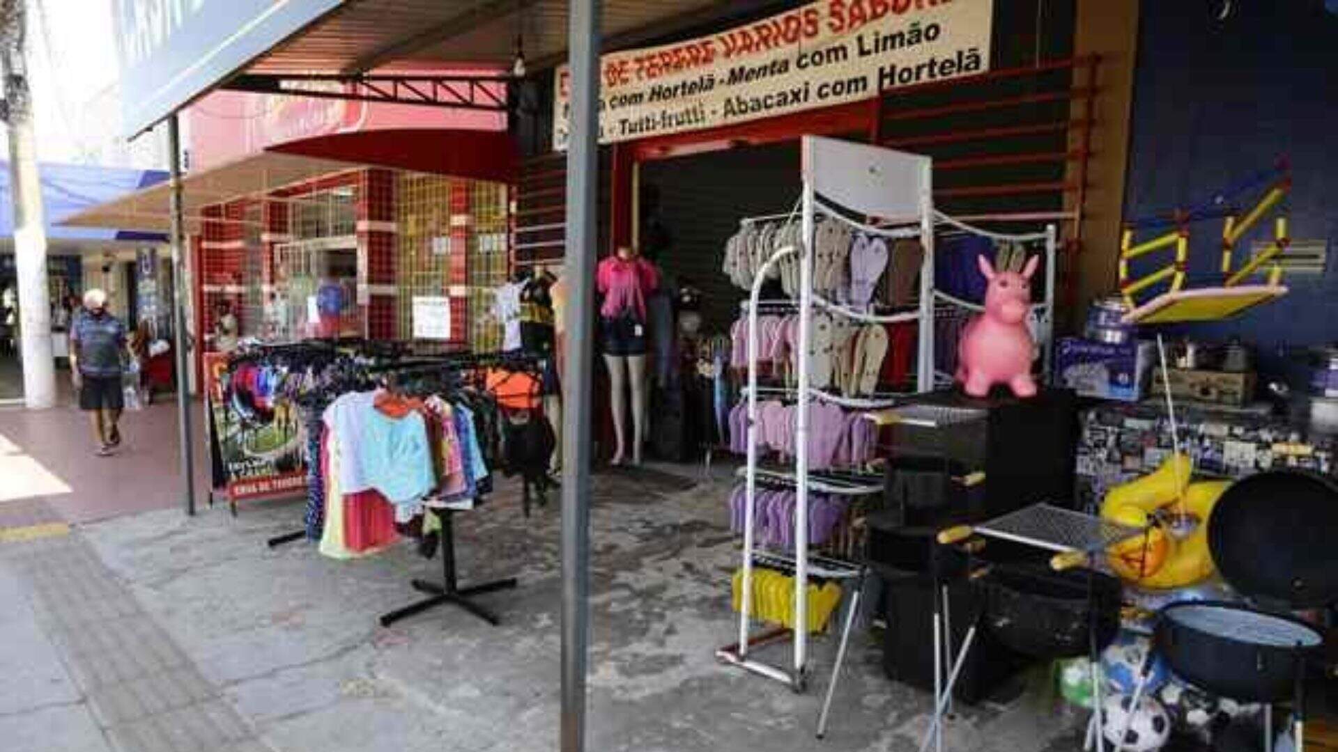 Comércio do Centro tem movimento maior, mas lojistas migram para o bairro em Campo Grande