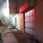 Bombeiros são acionados para incêndio em comércio no Bairro Amambai