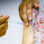 Mais de 50 locais aplicam vacina bivalente contra covid-19 em Campo Grande