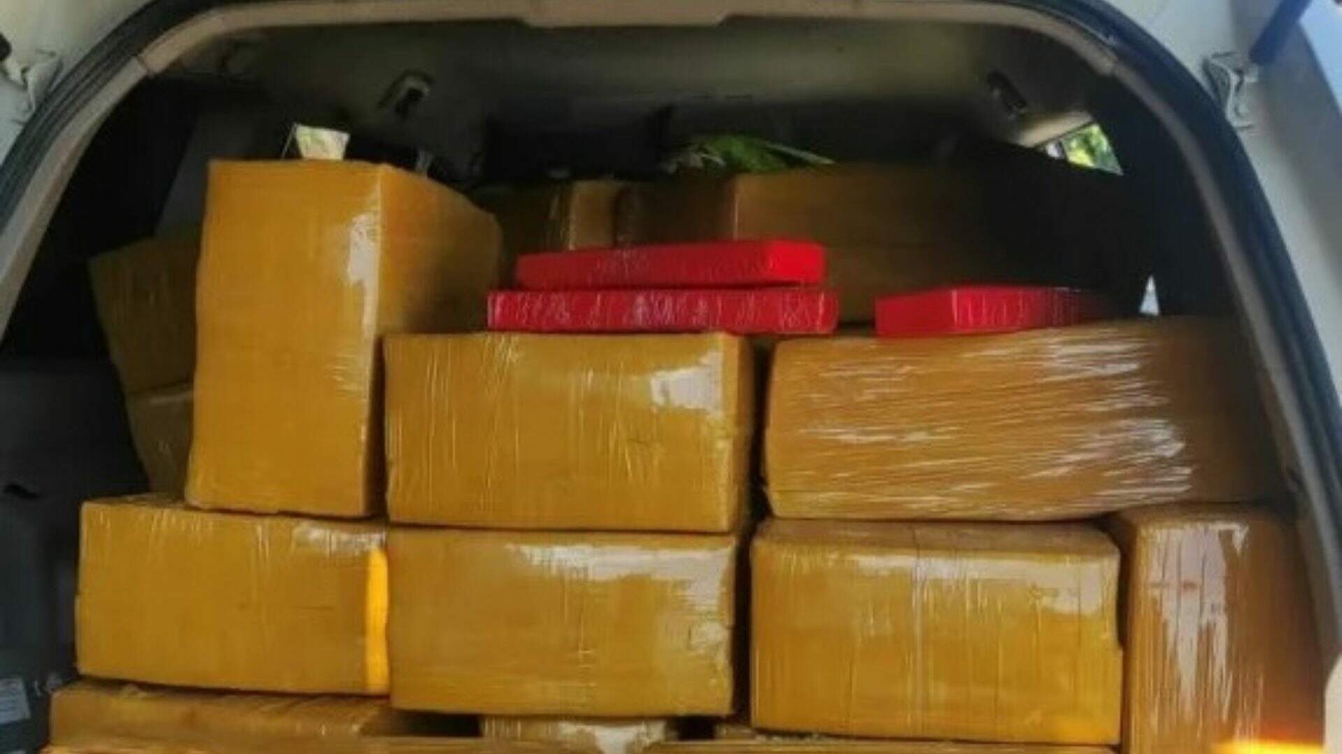 Tiros são disparados em perseguição a traficante com carga de maconha de R$ 1 milhão