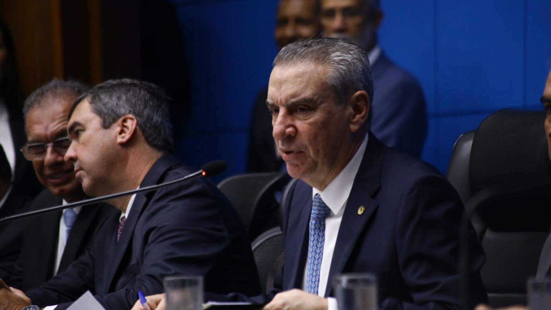 Em tom de despedida, Paulo Corrêa agradece deputados e diz que Assembleia se reinventou