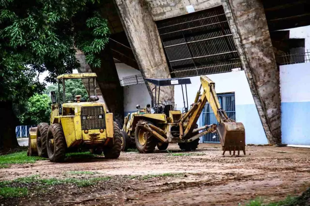 EMPIEZA LA MEGA OBRA DE AMPLIACIÓN EN EL ESTADIO DE MIDLAND￼ -  SomosProvincia