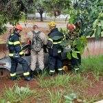 ‘Acidente’ com carro em córrego na Mascarenhas de Moraes é simulação do Corpo de Bombeiros