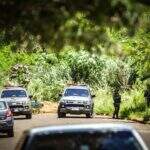 Foragido é ‘caçado’ por policiais após trocar tiros e fugir para área de mata em Campo Grande