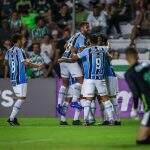Suárez passa em branco, mas Grêmio supera o Juventude e mantém 100% no Gaúcho