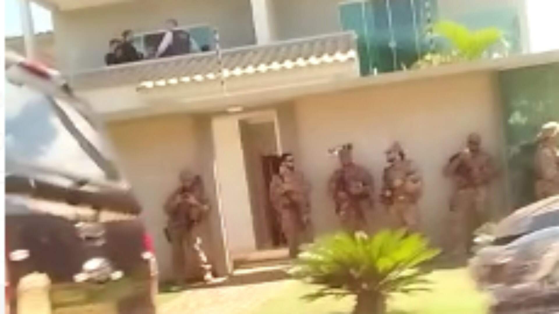 VÍDEO: Ação em residência na fronteira mobiliza equipes da Polícia Civil e Polícia Federal