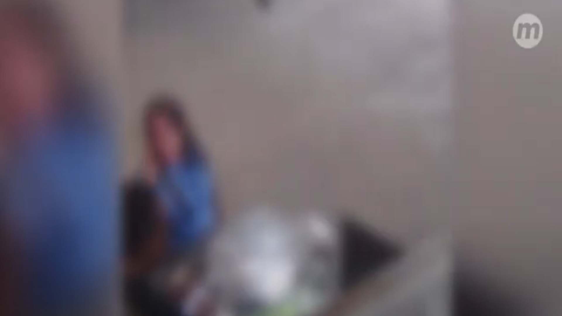 VÍDEO: Servidora de Câmara é filmada injuriando e agredindo gerente de restaurante
