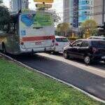 Ônibus do Consórcio Guaicurus quebra na Afonso Pena e tumultua trânsito no horário de pico