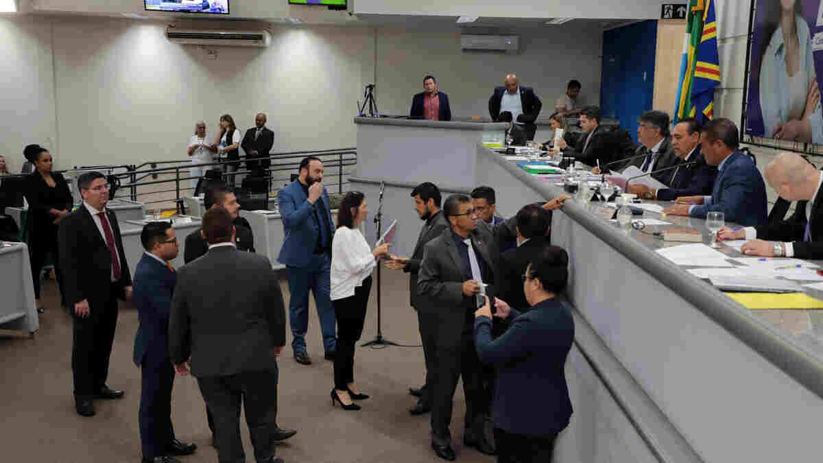 Vereadores aprovam projeto de reajuste dos professores municipais de Campo Grande